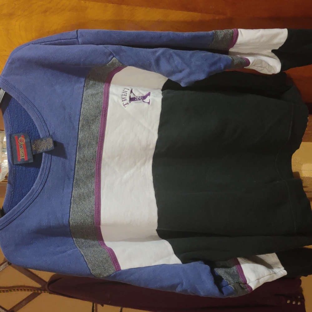 Twenty X Sweatshirt